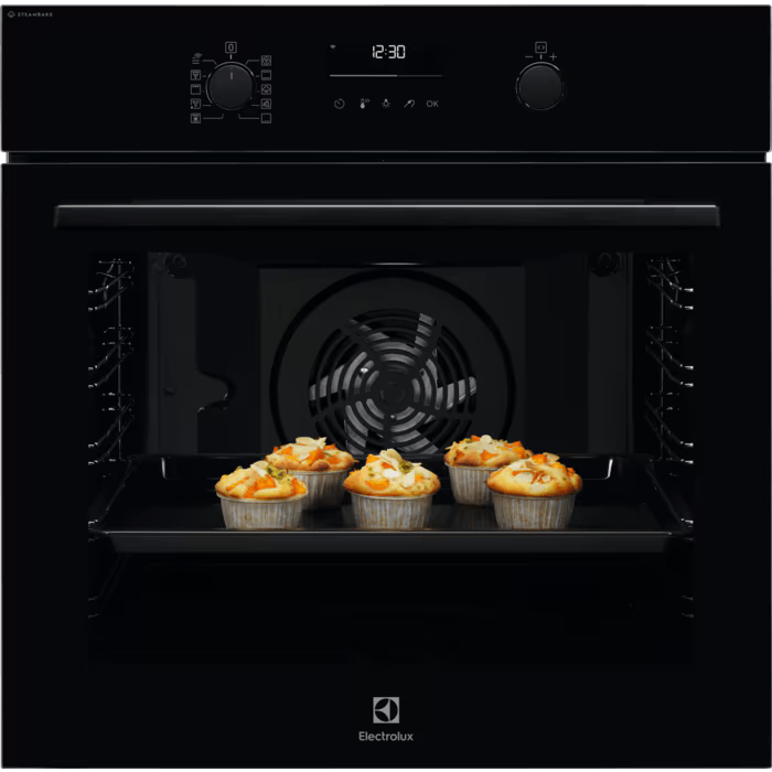 Фурна Electrolux EOD6P77WZ SteamBake с отворена врата