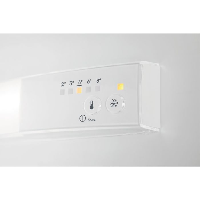Вътрешен контролен панел на AEG NSF5O121ES с температурни индикатори и бутони