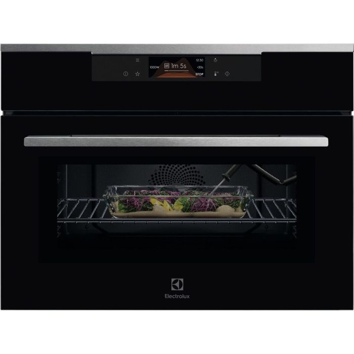 Electrolux KVLBE09X отпред със сензорен дисплей, метална дръжка и ястие с термосонда зад стъклената врата.