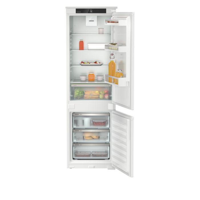 Liebherr ICNSe 5103 с отворени врати и продукти в хладилника и трите фризерни чекмеджета